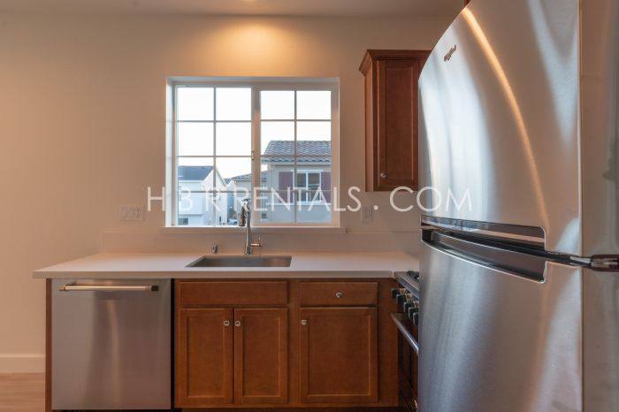 Apartment for rent at 3024 Ellis Town Dr #1, Tracy, CA 95377