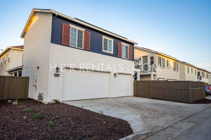 Apartment for rent at 3024 Ellis Town Dr #1, Tracy, CA 95377