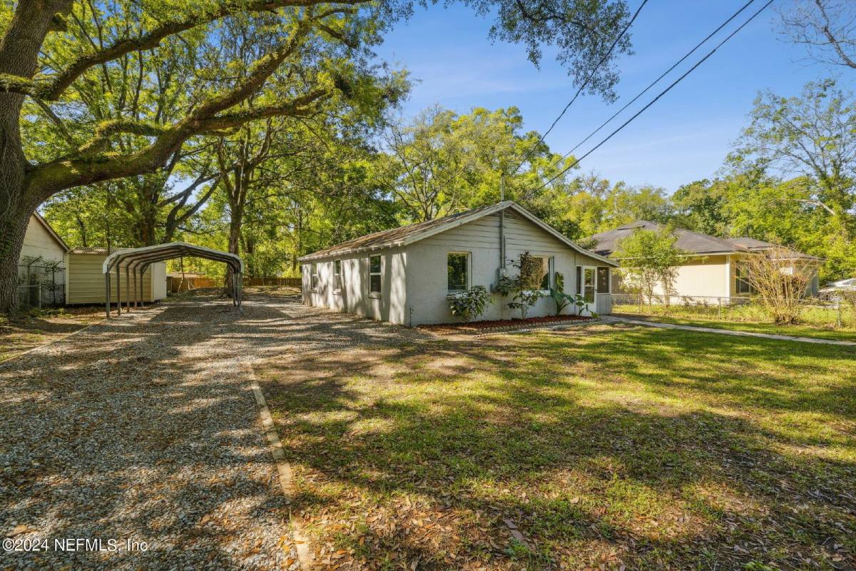 House for rent at 4044 Hunter Circle, Jacksonville, FL 32207