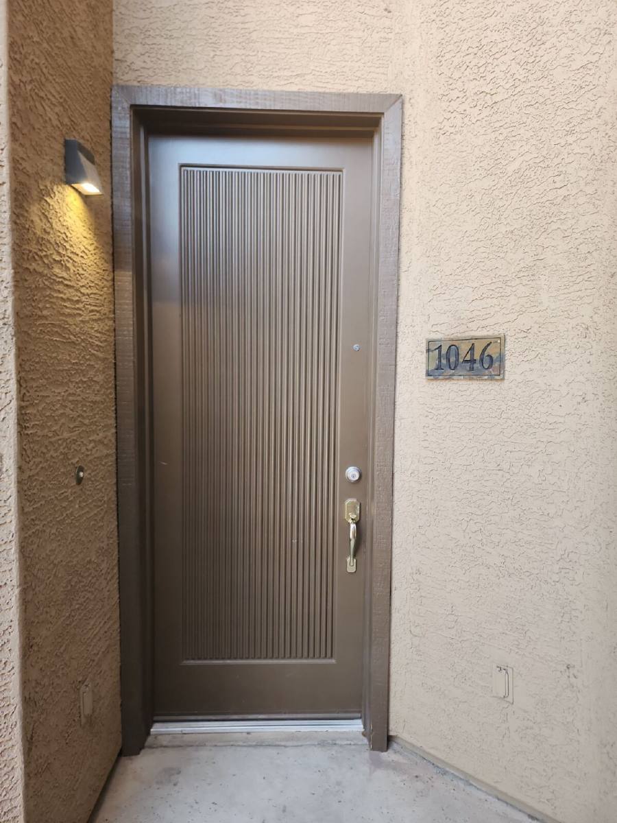 Townhouse for rent at 705 W Queen Creek Rd #1046, Chandler, AZ 85248