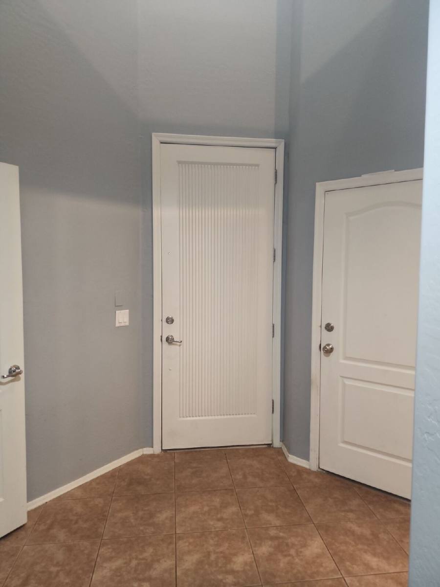 Townhouse for rent at 705 W Queen Creek Rd #1046, Chandler, AZ 85248