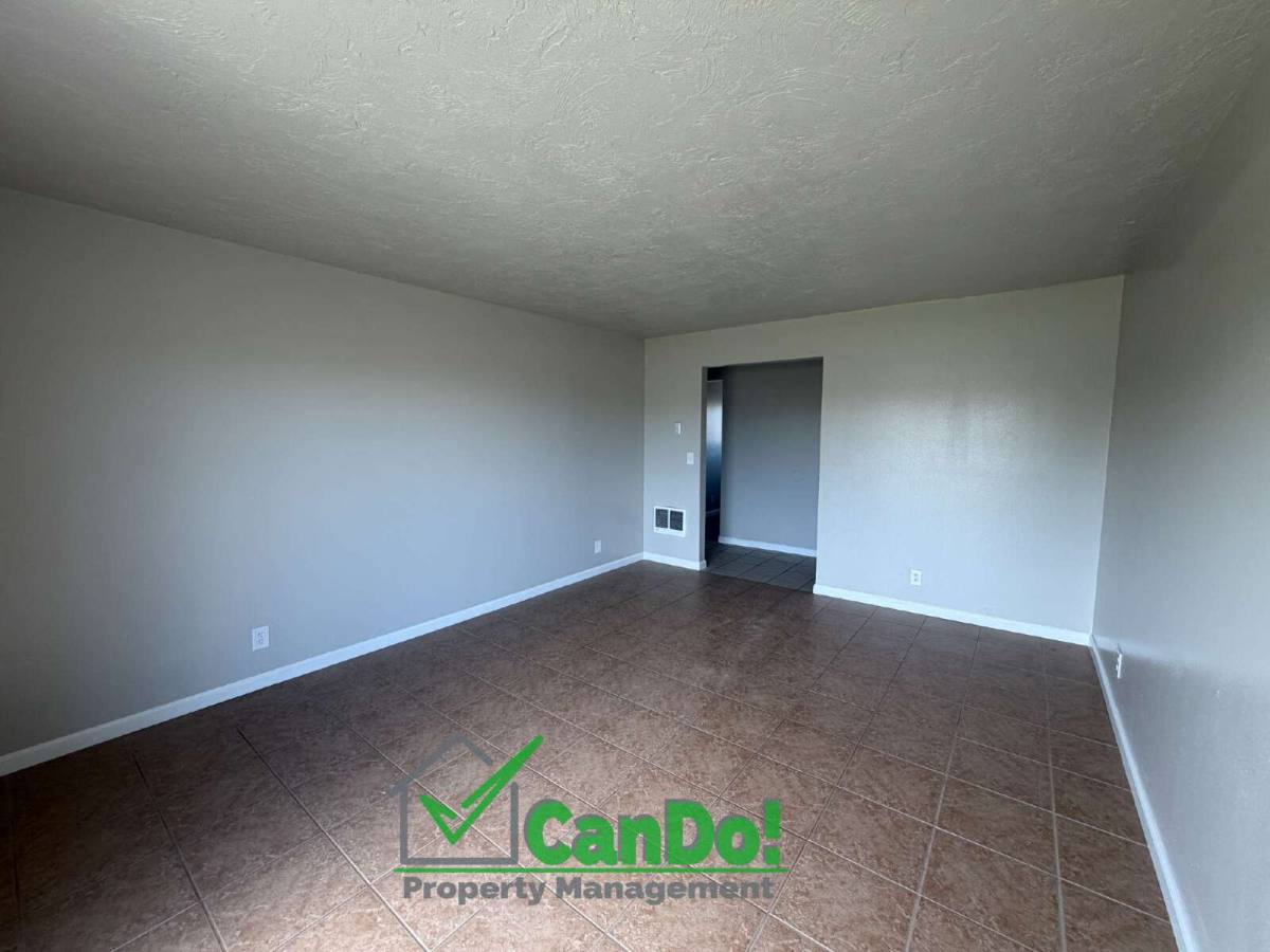 Apartment for rent at 270 Carol Dr #1, Blackfoot, ID 83221