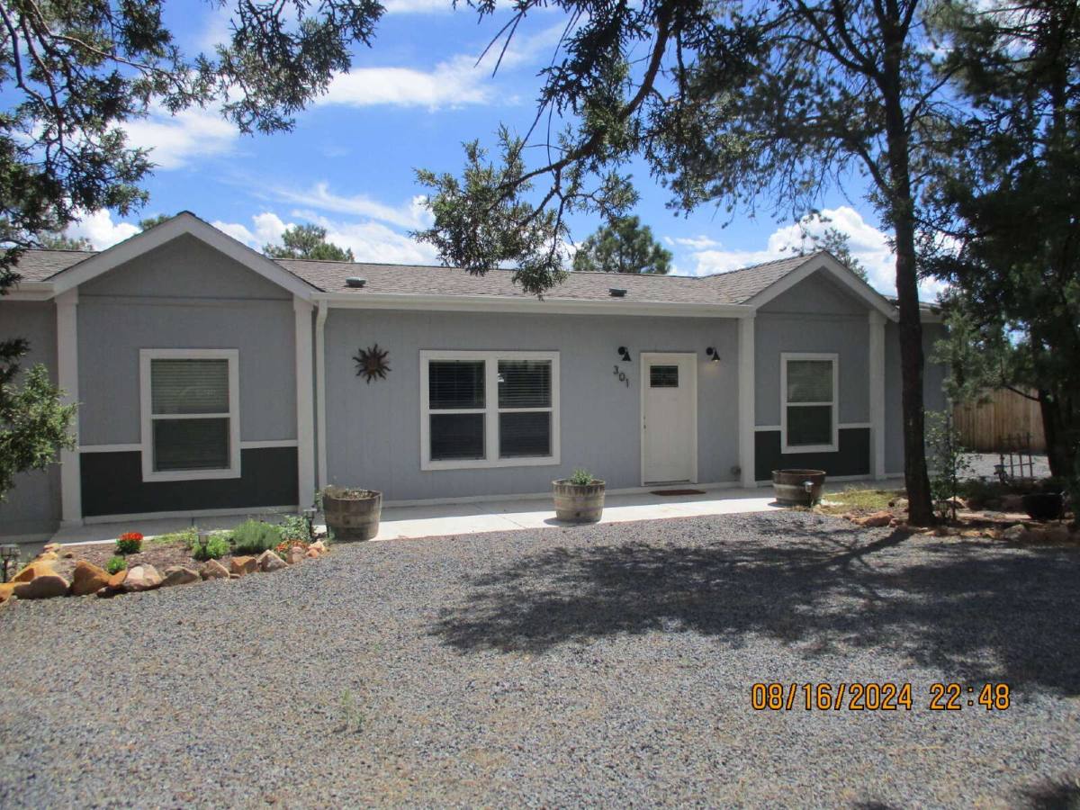 House for rent at 301 N 1st Ave, Show Low, AZ 85901