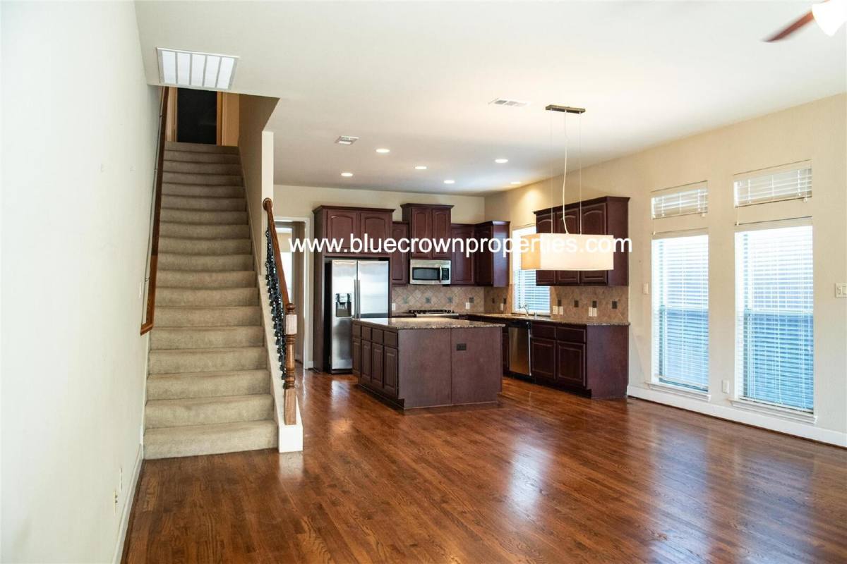 House for rent at 2410 Knight St, Dallas, TX 75219