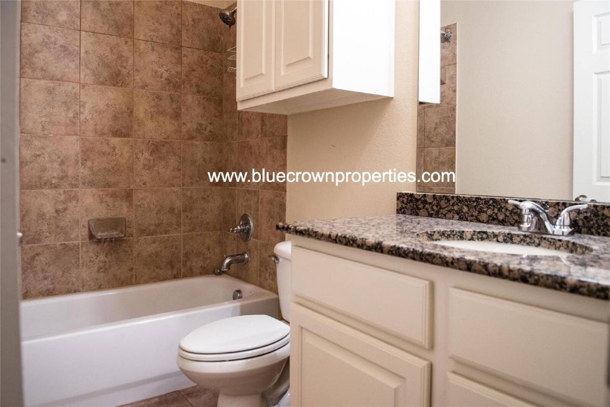 House for rent at 2410 Knight St, Dallas, TX 75219