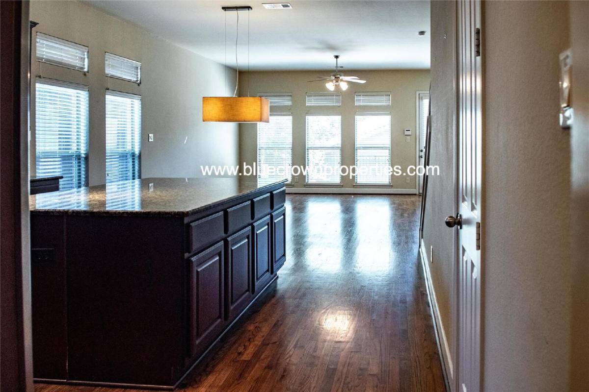 House for rent at 2410 Knight St, Dallas, TX 75219