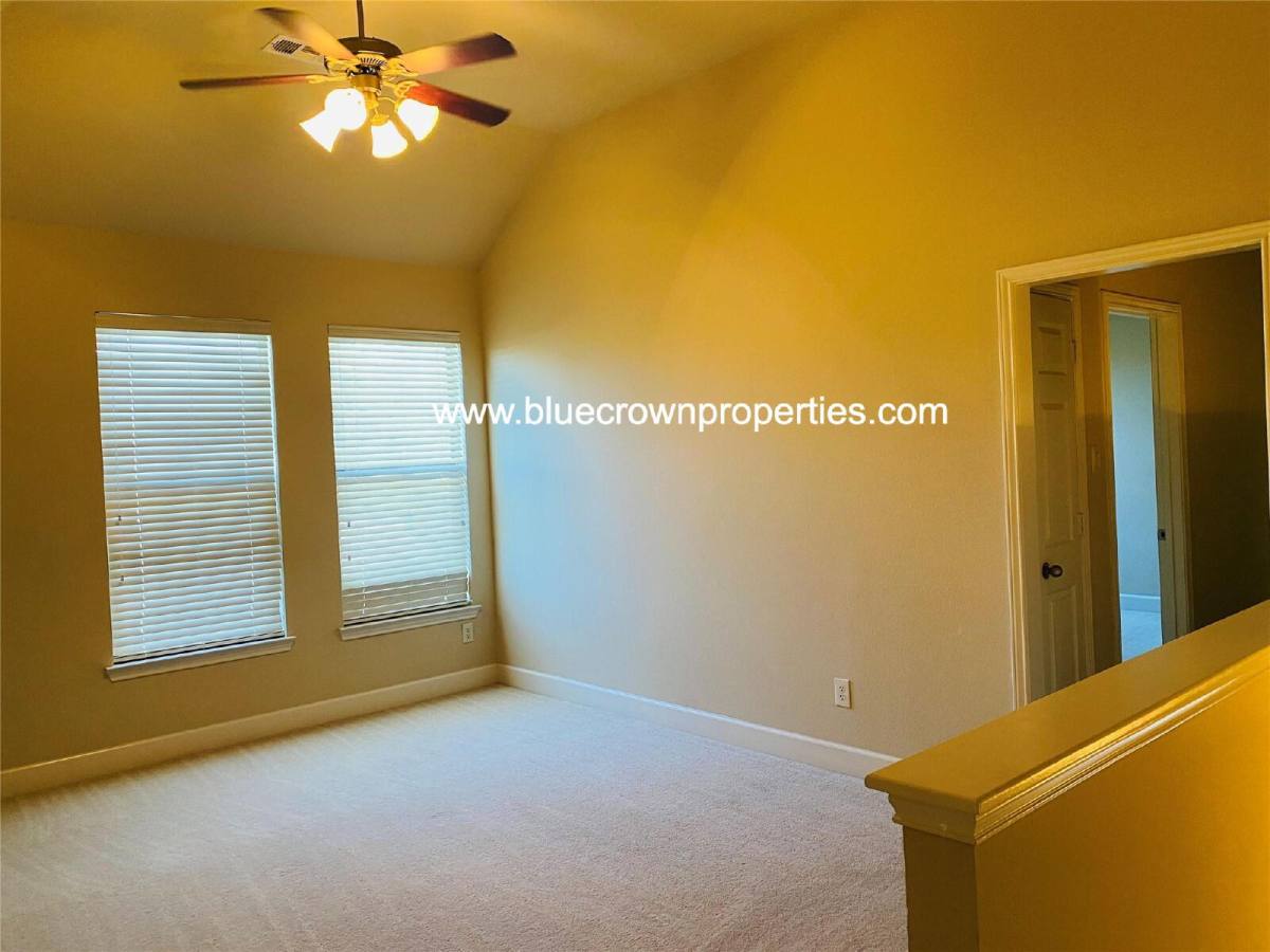House for rent at 2410 Knight St, Dallas, TX 75219