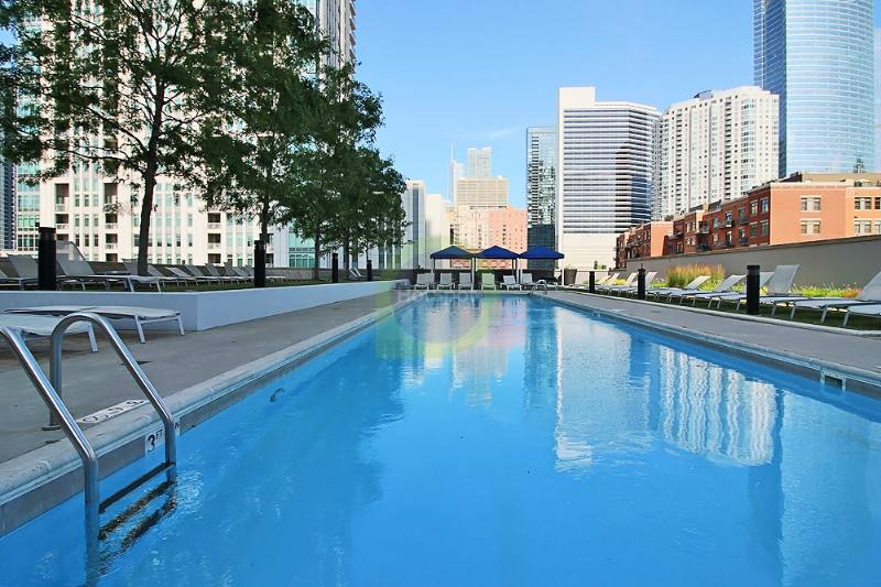Apartment for rent at 373 N Desplaines, Chicago, IL 60661