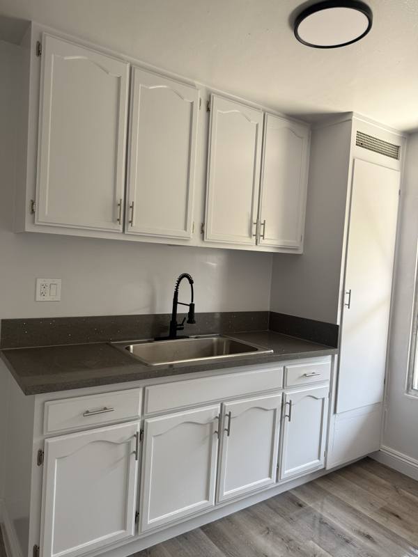 Apartment for rent at 1060 W 117th St, Los Angeles, CA 90044
