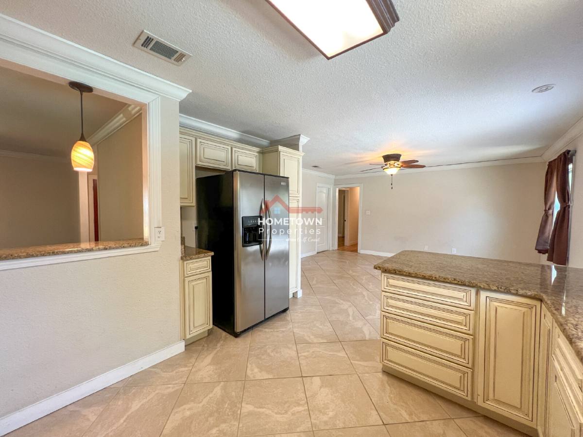House for rent at 11 Gunn Circle, Pensacola, FL 32506