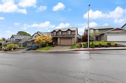 House for rent at 261 SW Oliver Court, Dundee, OR 97115