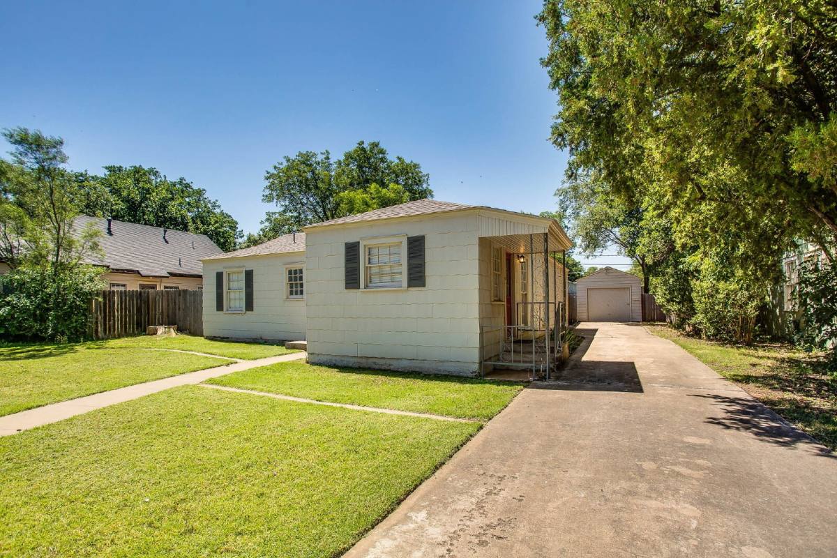 House for rent at 2403 32nd St, Lubbock, TX 79411