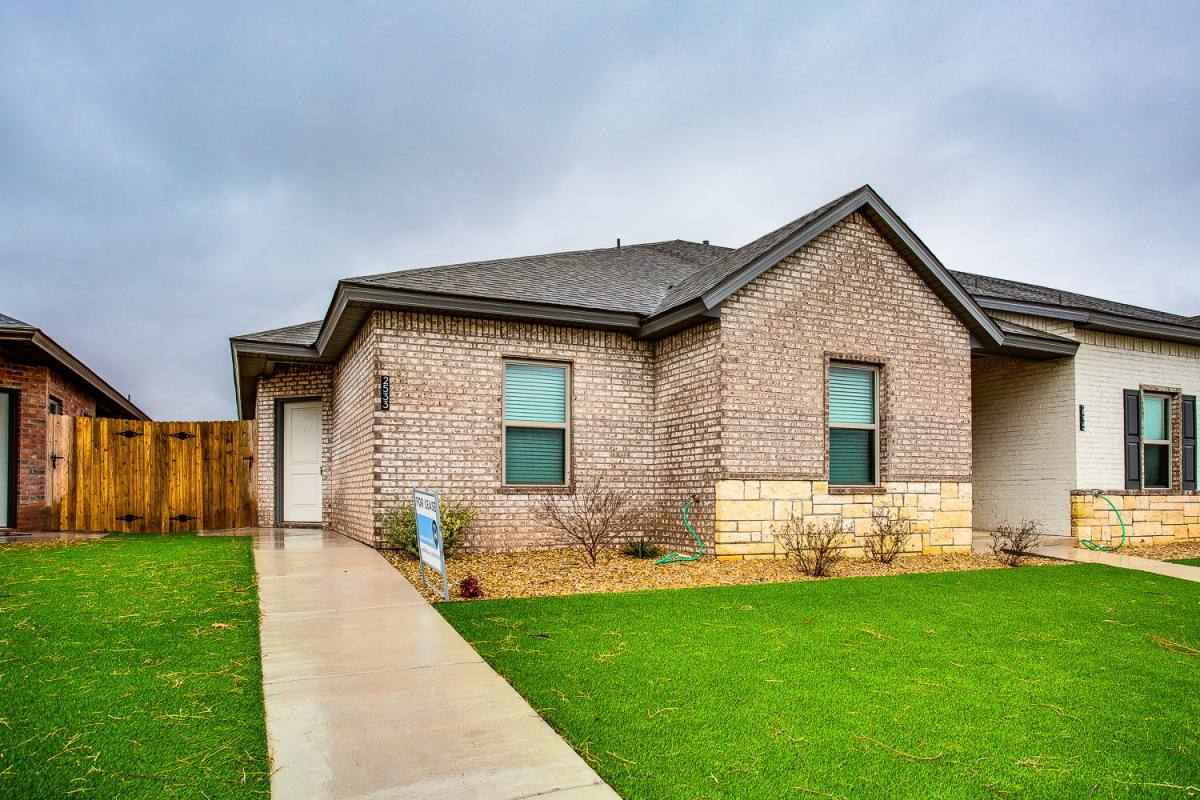 Townhouse for rent at 2533 134th St, Lubbock, TX 79423