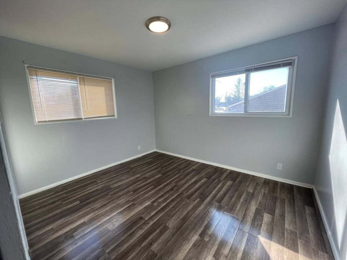 House for rent at 3421 Elmhurst Dr, Saint Louis, MO 63121