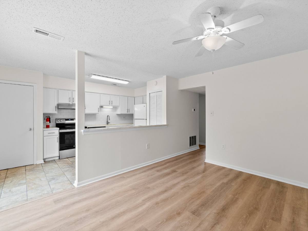 Townhouse for rent at 2178 Mager Dr, Herndon, VA 20170