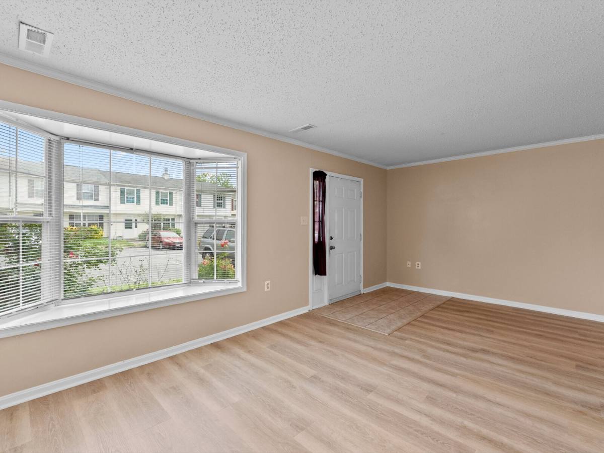 Townhouse for rent at 2178 Mager Dr, Herndon, VA 20170