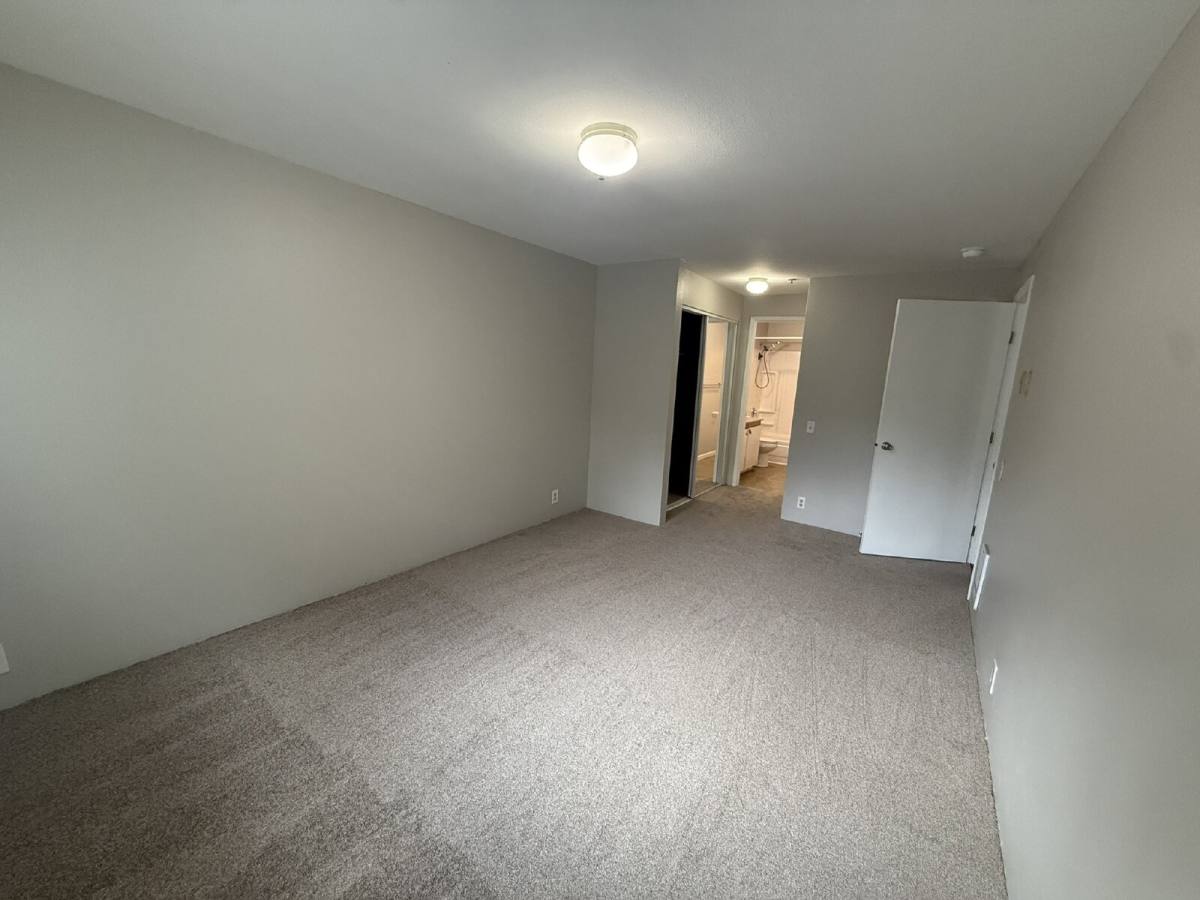 Condo for rent at 29645 18th Ave S #B303, Federal Way, WA 98003