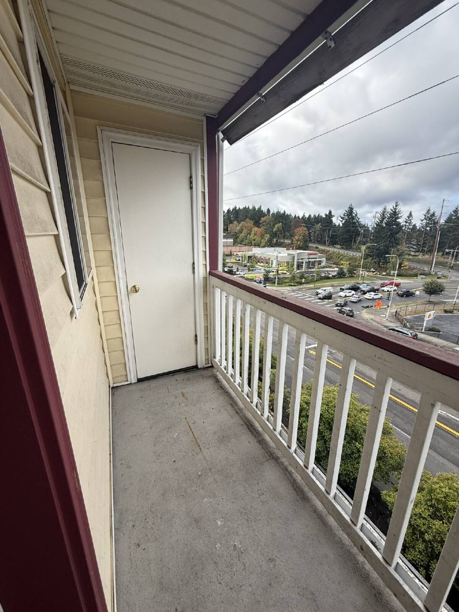 Condo for rent at 29645 18th Ave S #B303, Federal Way, WA 98003