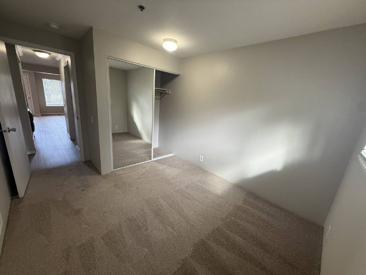 Condo for rent at 29645 18th Ave S #B303, Federal Way, WA 98003