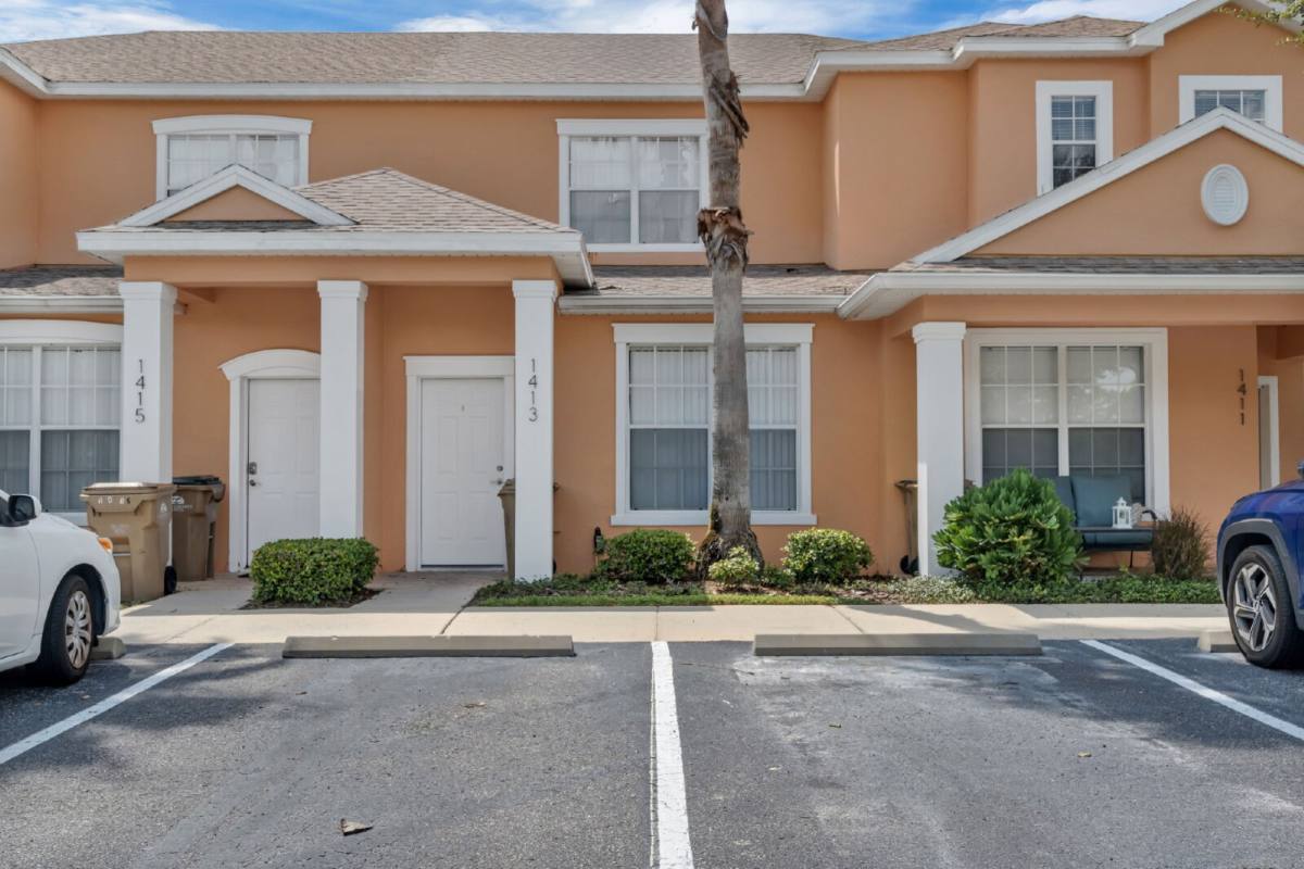Townhouse for rent at 1413 Retreat Circle, Clermont, FL 34714