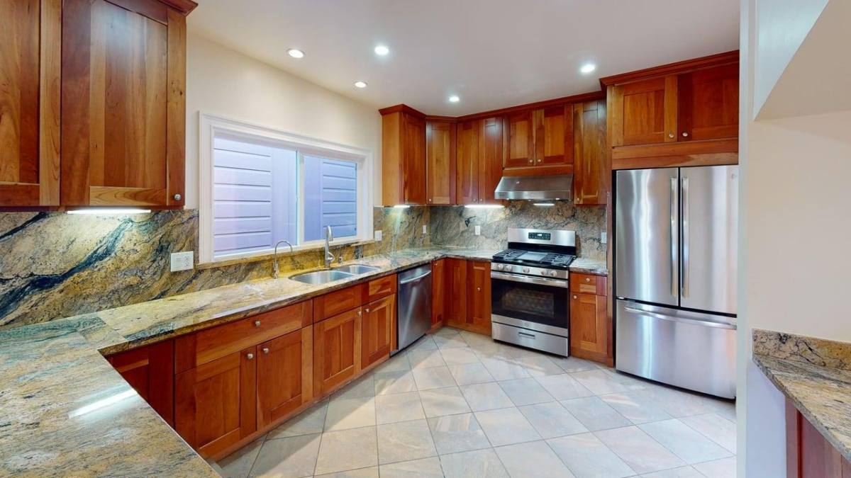 House for rent at 1587 31st Ave, San Francisco, CA 94122