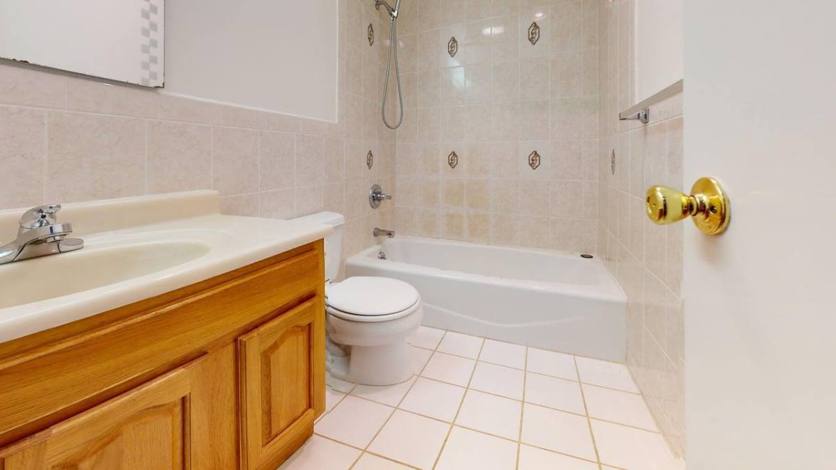 House for rent at 1587 31st Ave, San Francisco, CA 94122