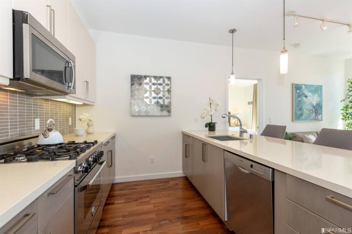 Condo for rent at 238 Olive St #401, San Francisco, CA 94109