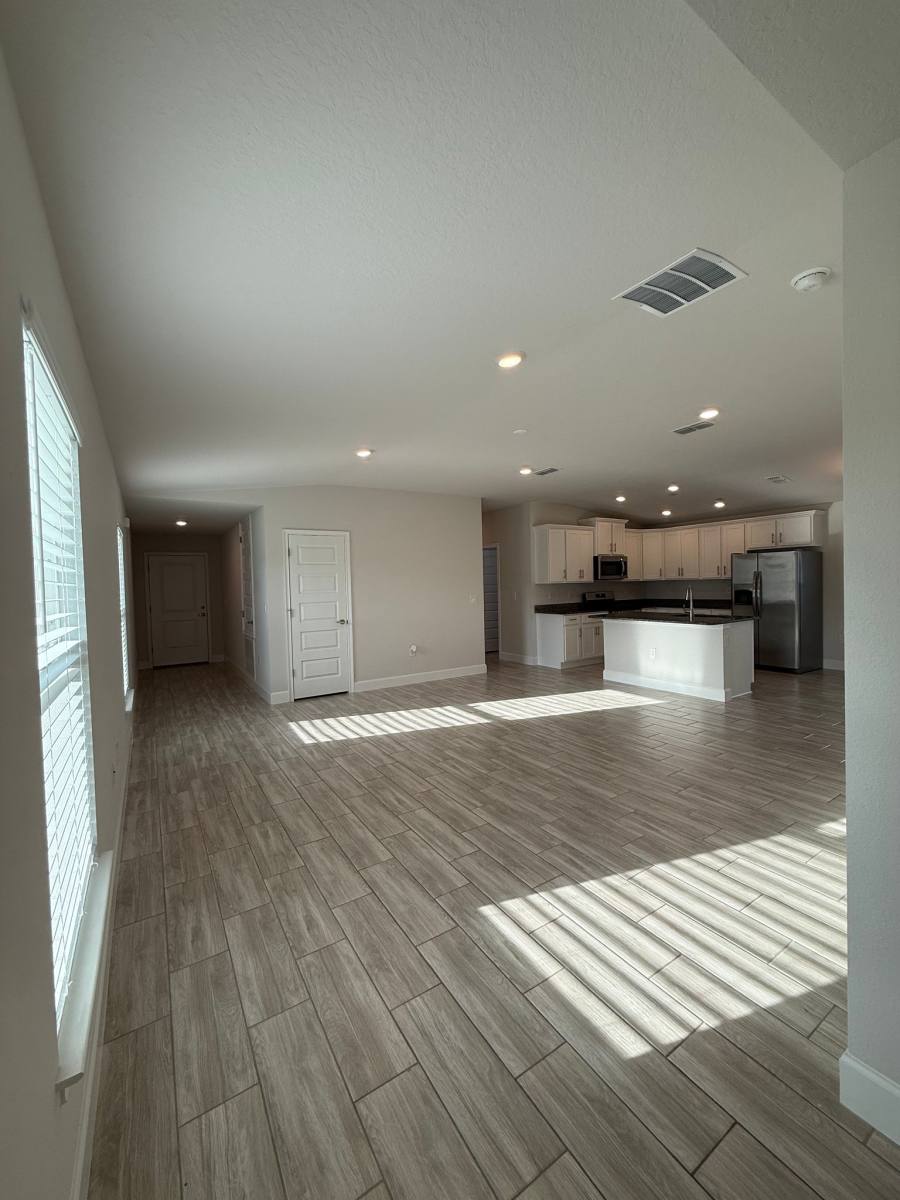 House for rent at 36132 Trinity Glade Rd, Dade City, FL 33525