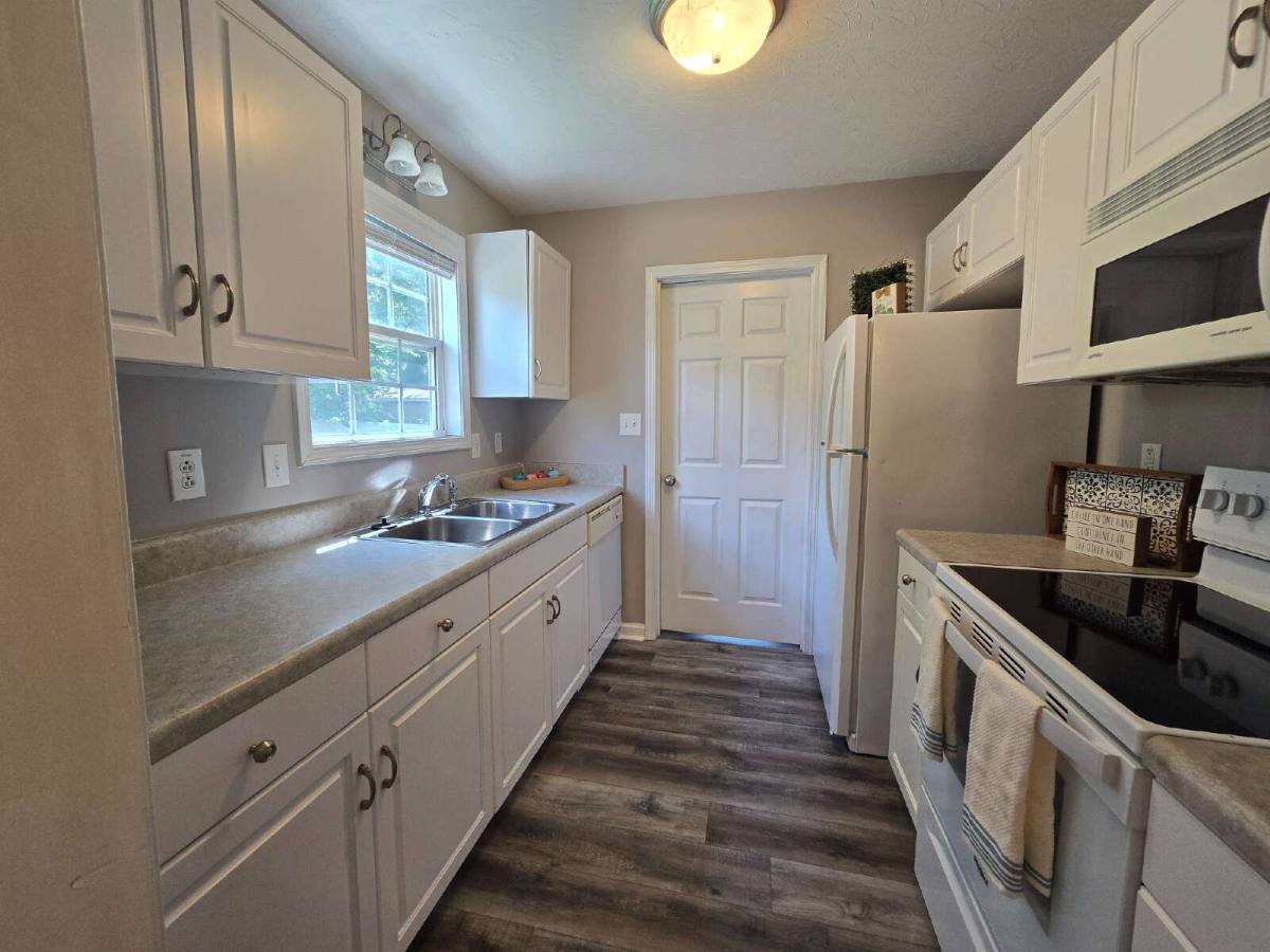 House for rent at 460 Caney Lane, Clarksville, TN 37040