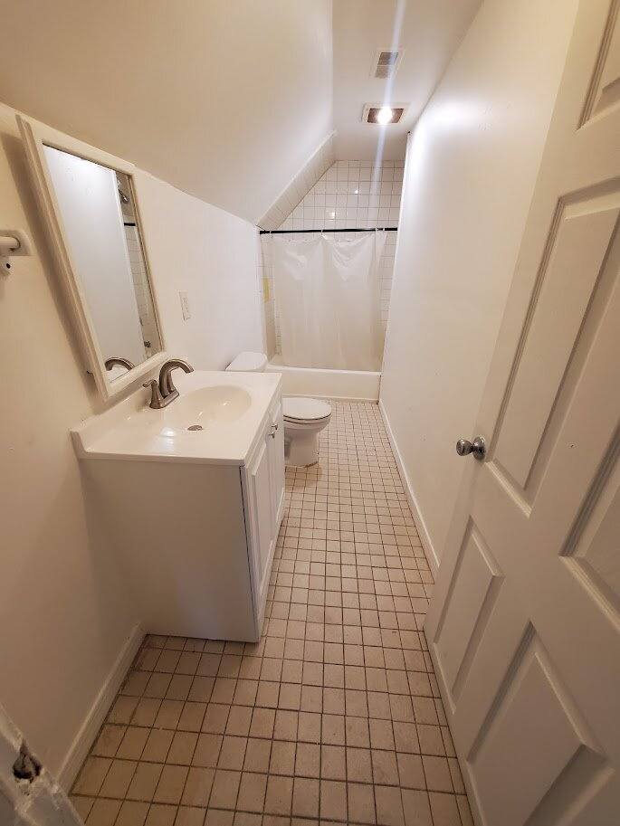 Apartment for rent at 507 Broadway #5, Westville, NJ 08093