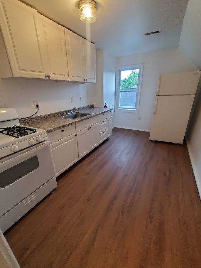 Apartment for rent at 507 Broadway #5, Westville, NJ 08093