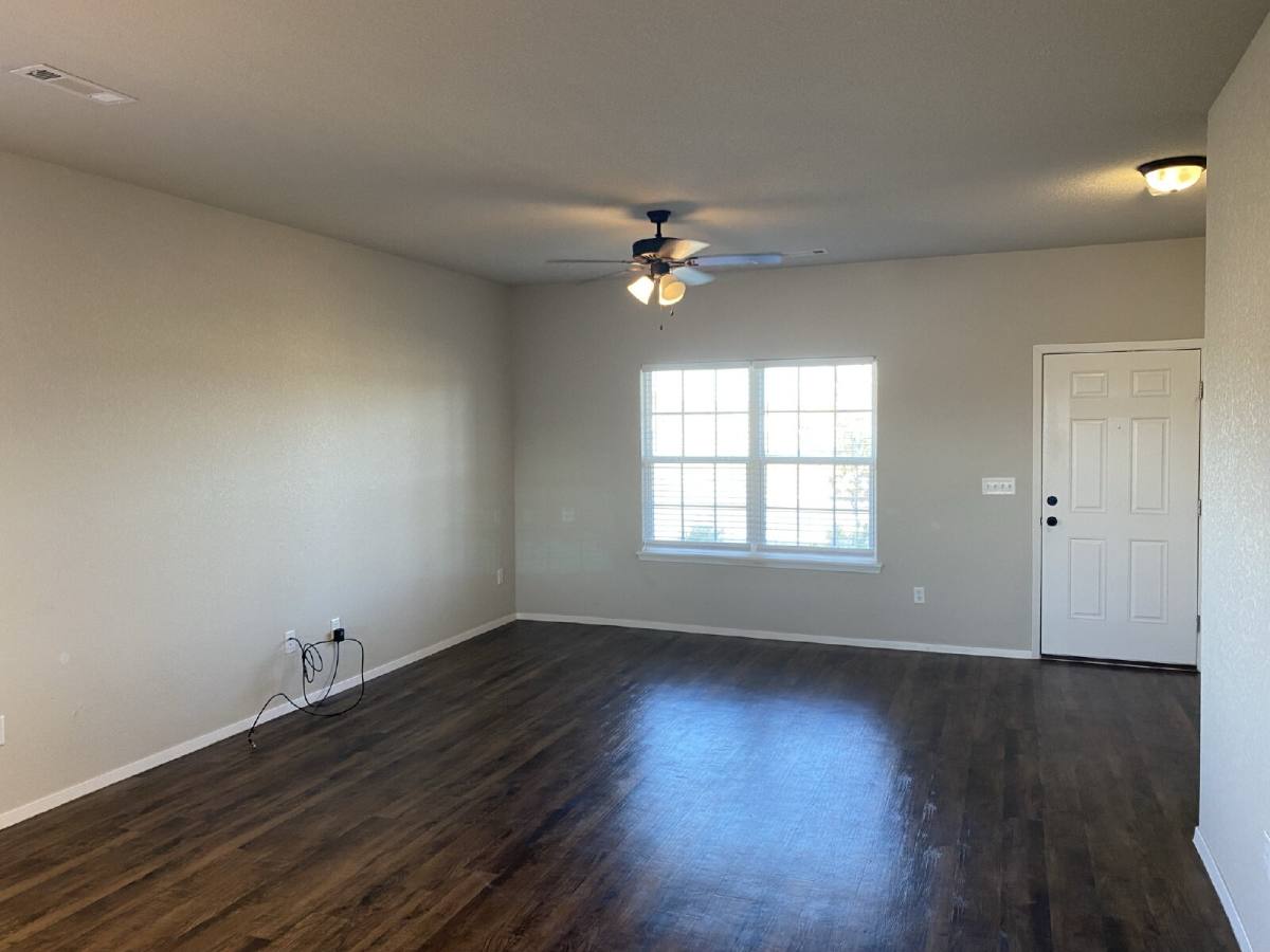 House for rent at 6611 SW Warrington Rd, Bentonville, AR 72713