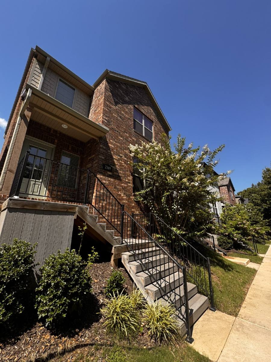 Townhouse for rent at 2369 E Amherst Alley, Fayetteville, AR 72703