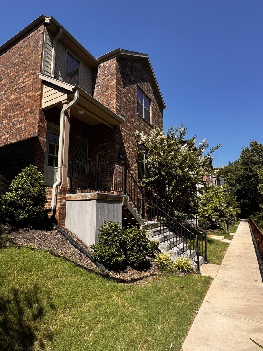 Townhouse for rent at 2369 E Amherst Alley, Fayetteville, AR 72703