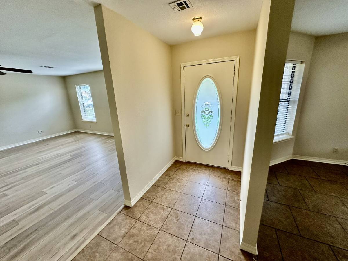 House for rent at 2311 W Willow St, Rogers, AR 72758