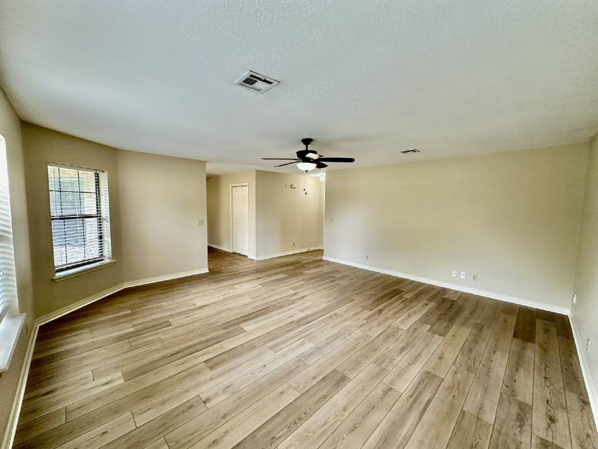 House for rent at 2311 W Willow St, Rogers, AR 72758
