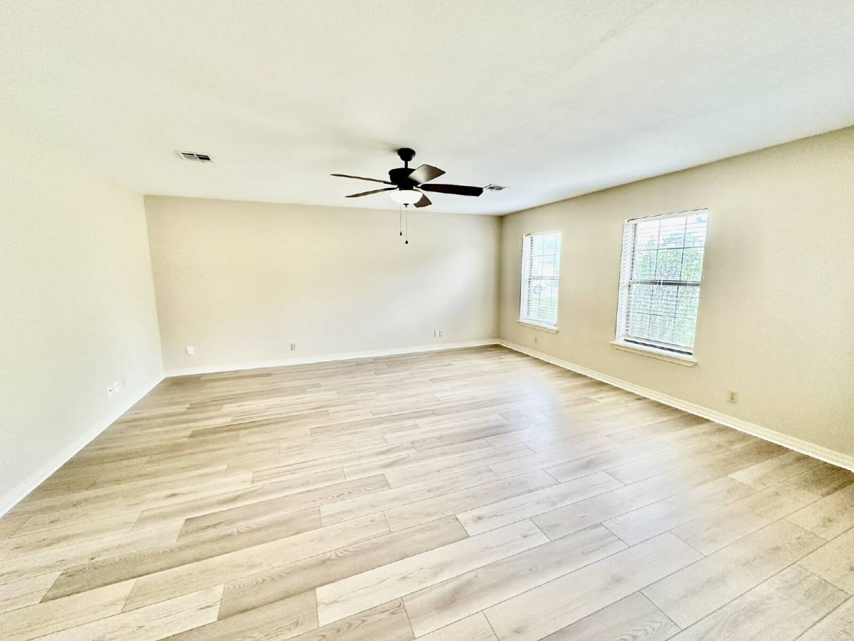 House for rent at 2311 W Willow St, Rogers, AR 72758