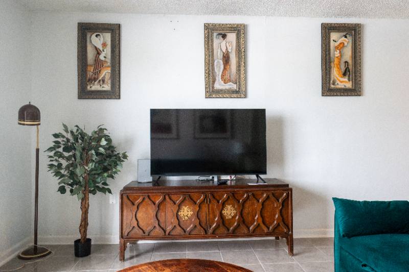 Apartment for rent at 1418 Collins Ave #403, Miami Beach, FL 33139