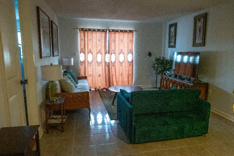 Apartment for rent at 1418 Collins Ave #403, Miami Beach, FL 33139