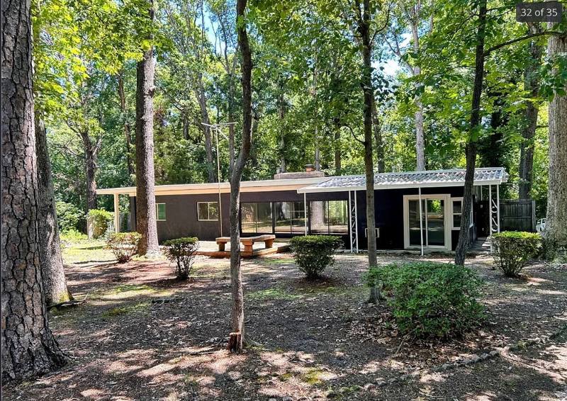 House for rent at 11532 Elmwood Lane, Chester, VA 23831