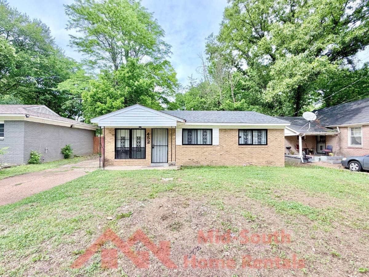 House for rent at 452 Delta Rd, Memphis, TN 38109