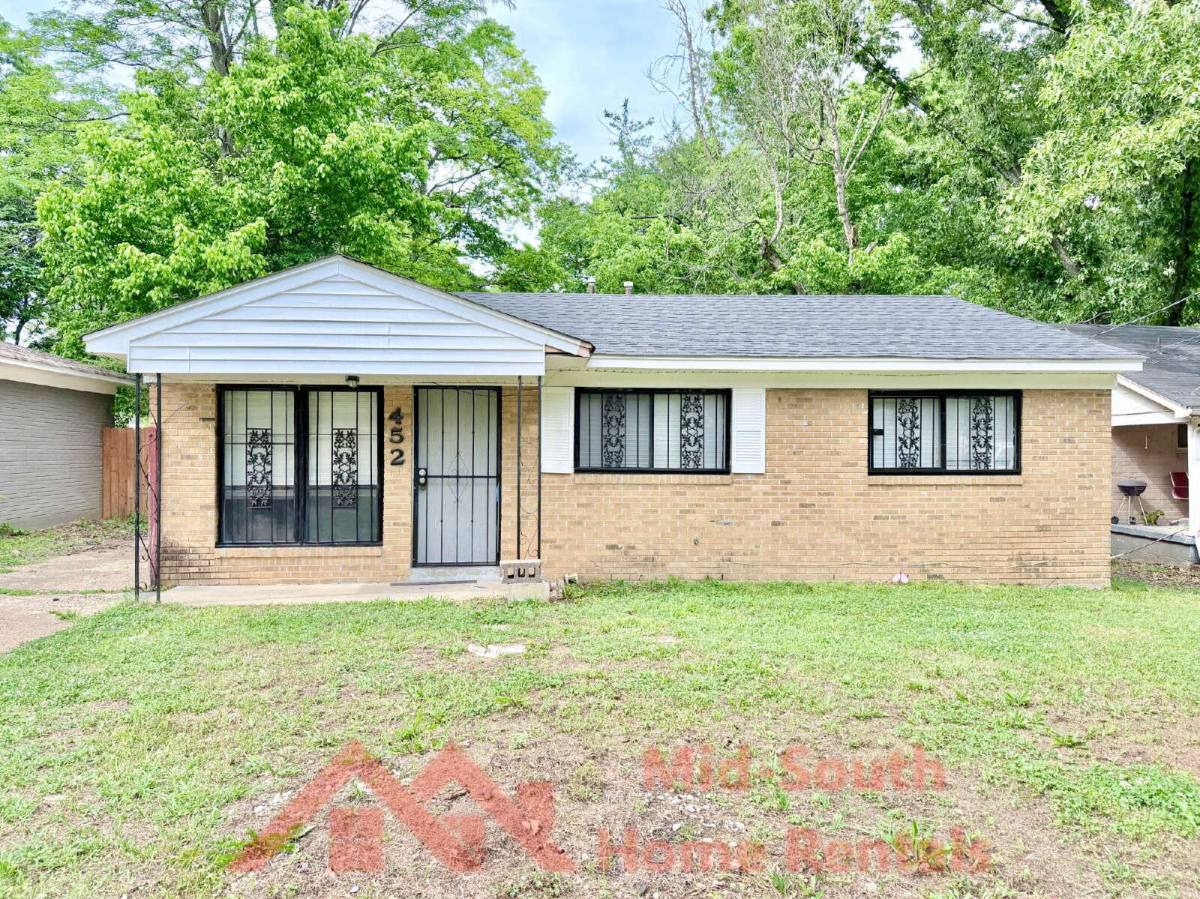 House for rent at 452 Delta Rd, Memphis, TN 38109