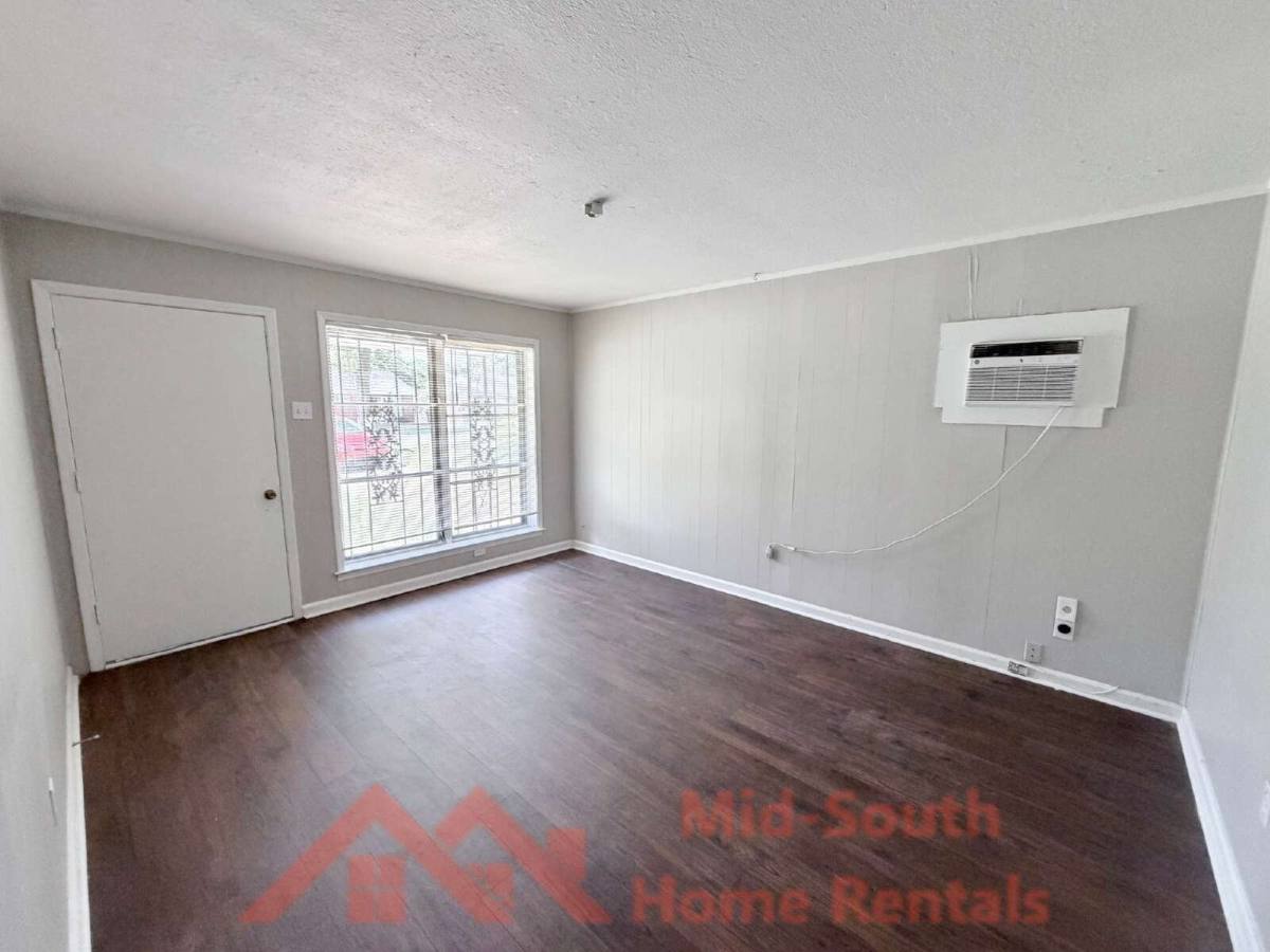 House for rent at 452 Delta Rd, Memphis, TN 38109