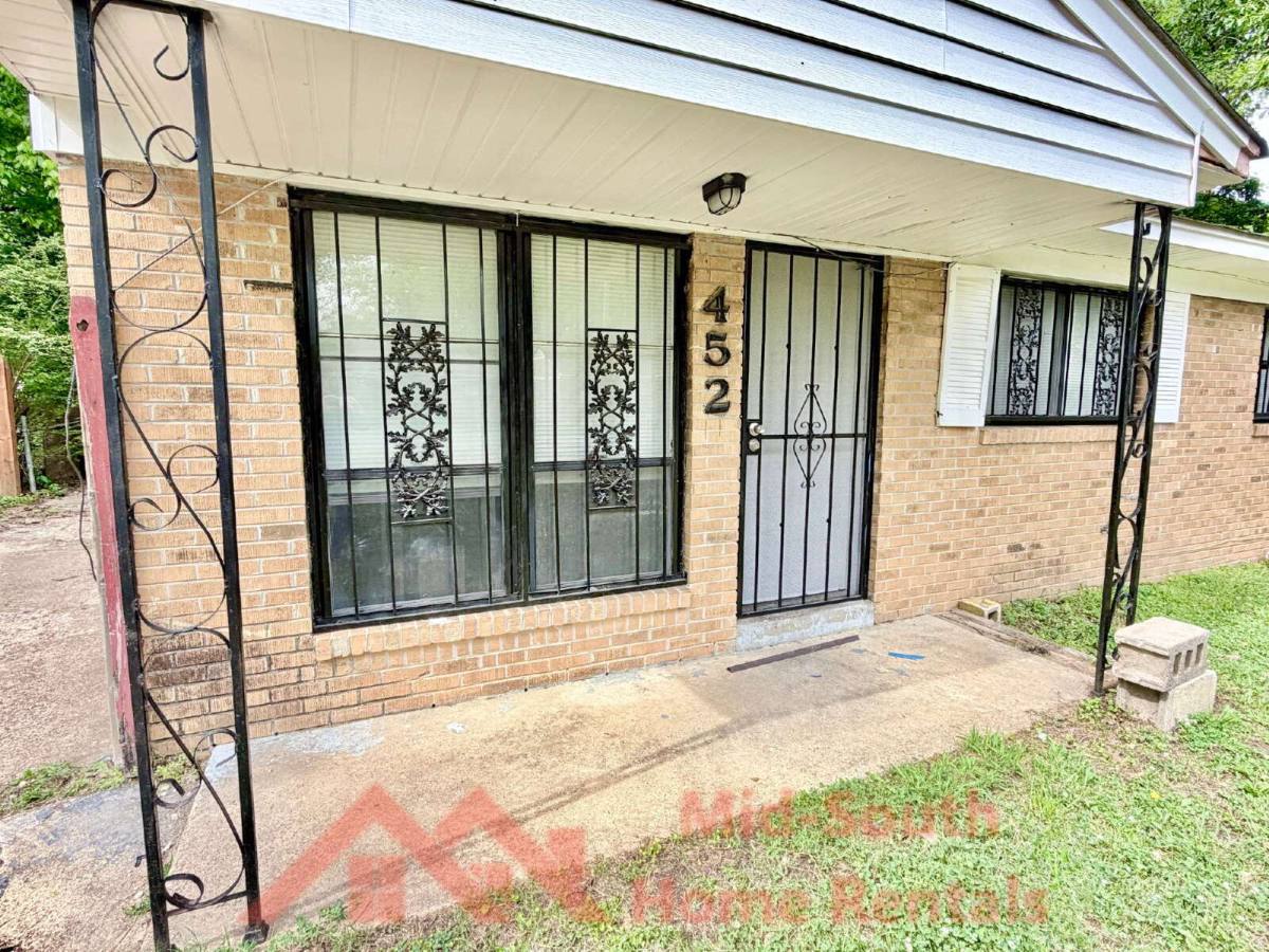 House for rent at 452 Delta Rd, Memphis, TN 38109