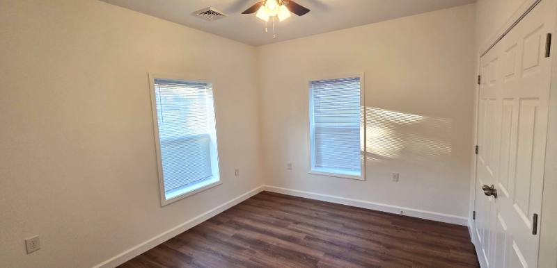Apartment for rent at 1235 Perry St #B, Vincennes, IN 47591