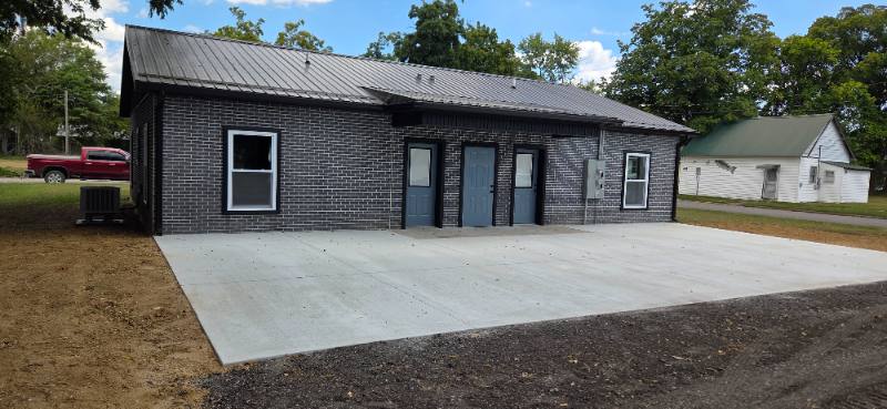 Apartment for rent at 1235 Perry St #B, Vincennes, IN 47591