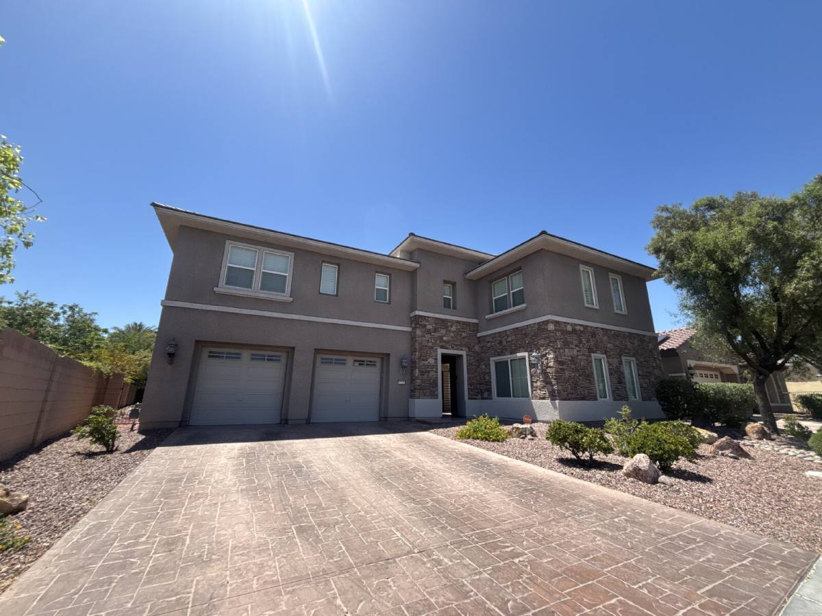 House for rent at 8225 Broad Peak Dr, Las Vegas, NV 89131