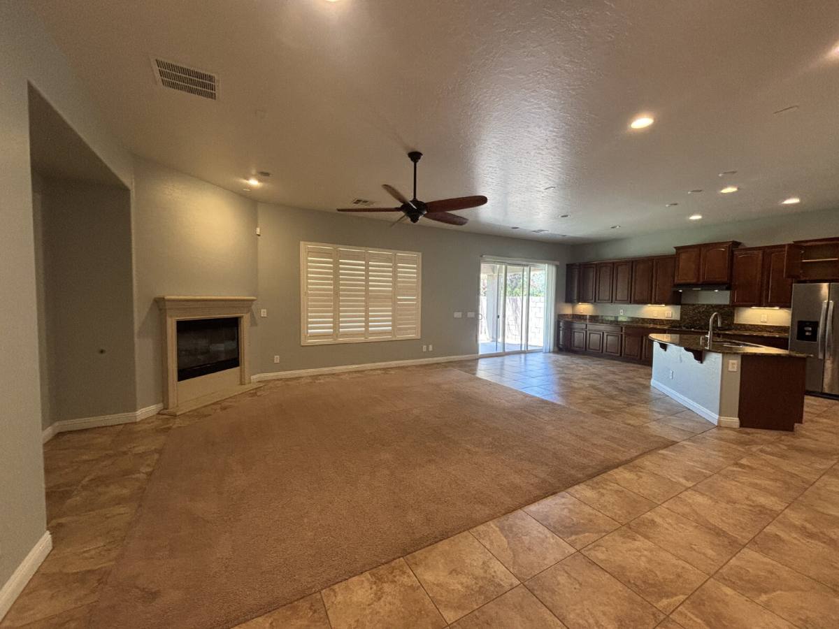 House for rent at 8225 Broad Peak Dr, Las Vegas, NV 89131