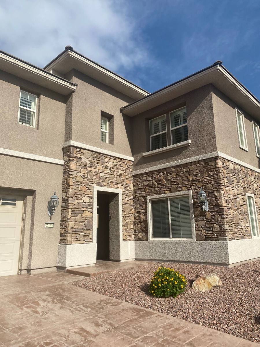 House for rent at 8225 Broad Peak Dr, Las Vegas, NV 89131