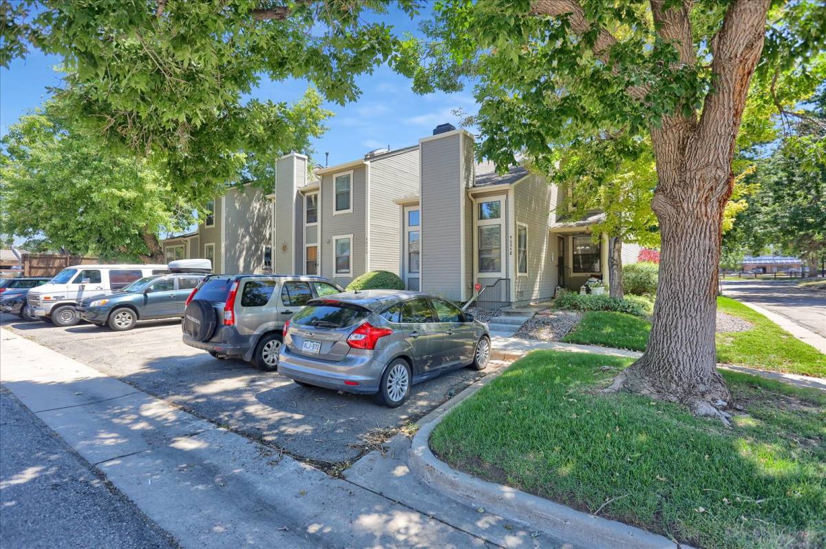 Townhouse for rent at 4604 S Fraser Court #D, Aurora, CO 80015